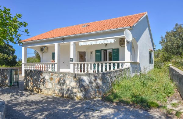 House Sun and Sea Olib