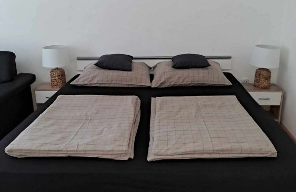 Héthajnal Apartman Debrecen