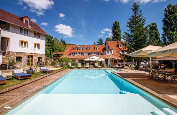 Nomád Hotel Noszvaj