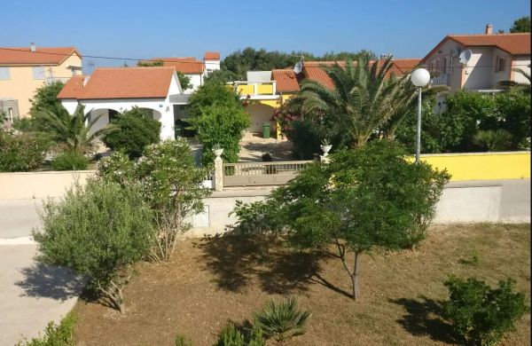 Apartments Bucic Vir