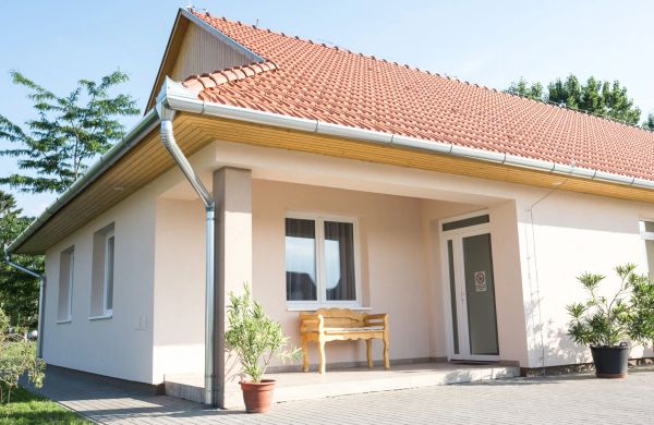 Körösvirág Vendégház Újiráz