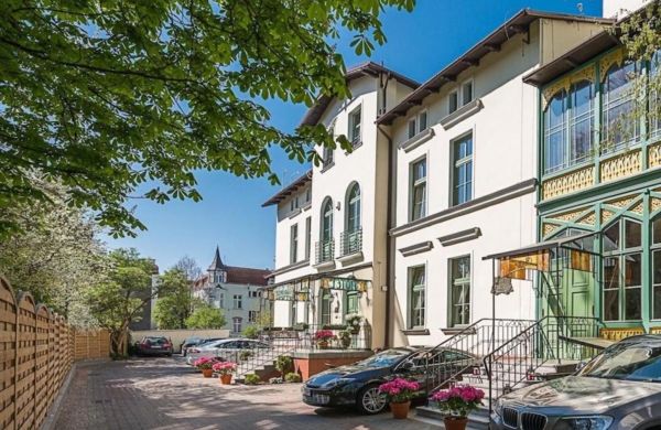 VILLA SEDAN SOPOT