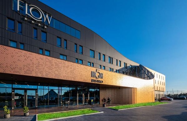 Flow Hotel & Conference Inárcs