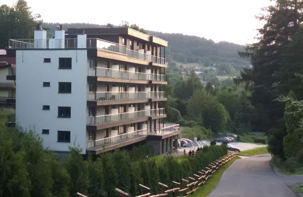 Kurort KOZUBNIK Apartament 33 Porąbka