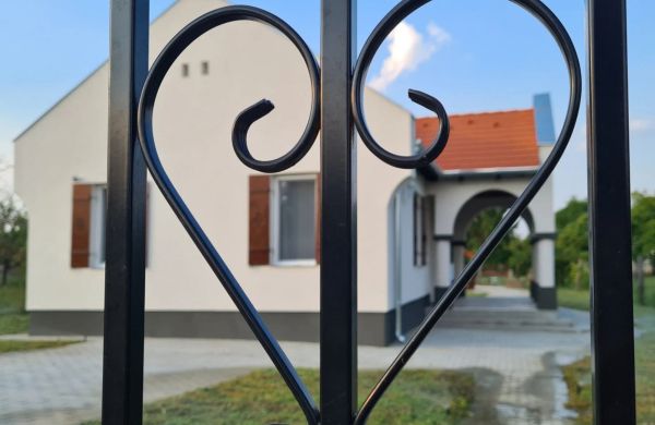 Szivecskés Vendégház Cegléd