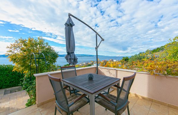 Apartments With Parking Space Brela, Makarska - 20221 Brela