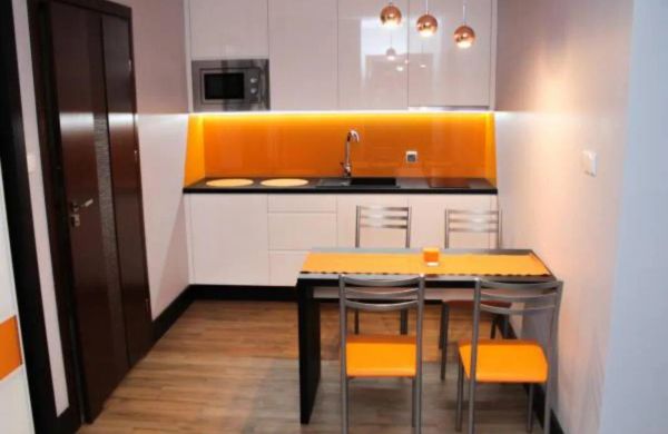 Karla- apartamenty i pokoje w Dębkach