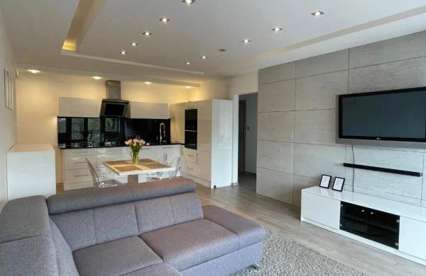 Nowoczesny Apartament z widokiem na rzekę i jezioro Ełk