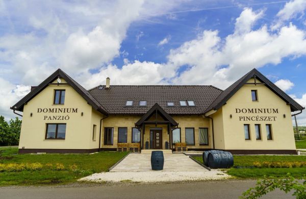 Dominium Pincészet és Panzió Gyöngyös