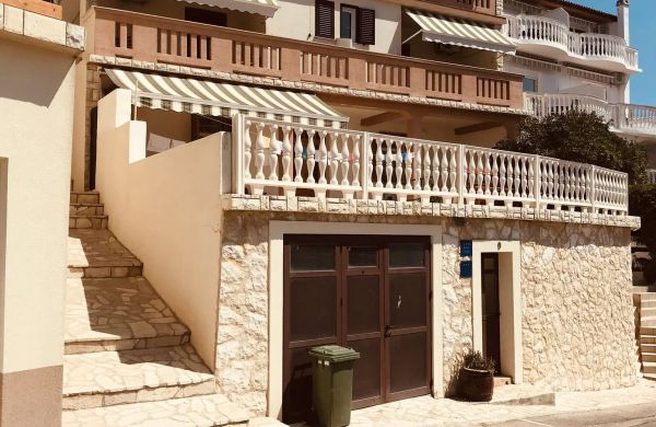 Apartmani Tina Zubovići