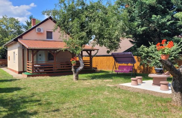 Gyöngyvirág Apartman Tiszaörs