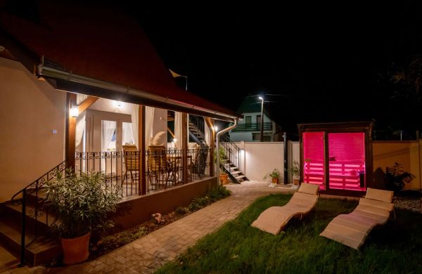 Szanna Apartman Doboz