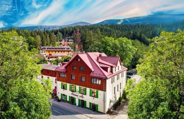 Pokoje i Apartamenty Leśny Dwór Karpacz