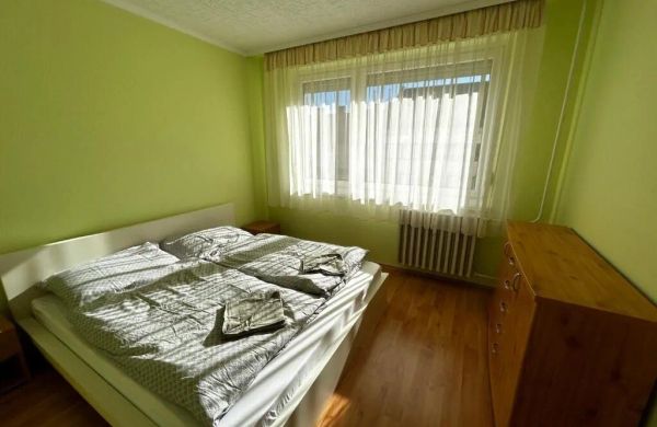 Backstage Apartman Győr