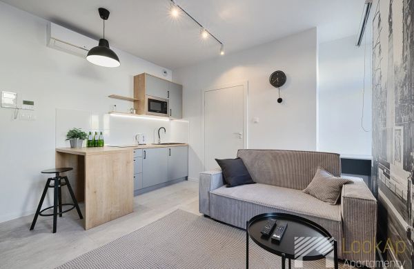 Polonia Residence II by LookAp