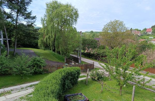 Hárs Apartman Tardona