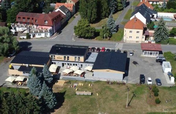 Restaurace a penzion Racek Tuchlovice