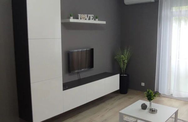 Grey Deluxe Apartman Kaposvár