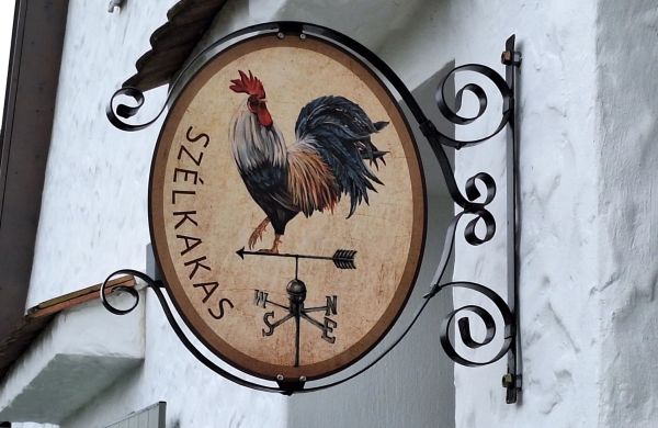 Szélkakas Apartman Villány
