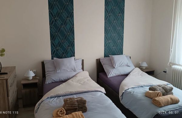 Szilvia Apartmanház Debrecen