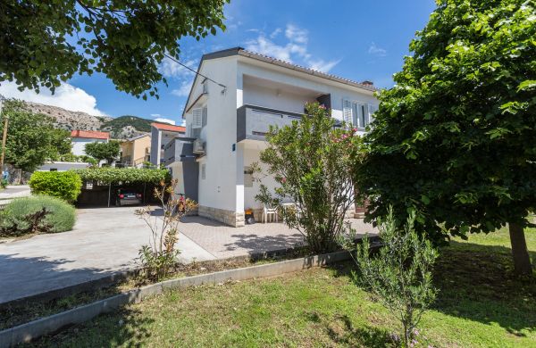 Apartments Berisha II Baska