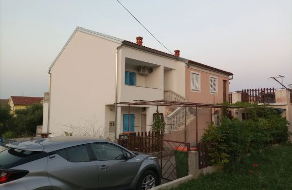 Apartments With Parking Space Kraj Pašman - 22566