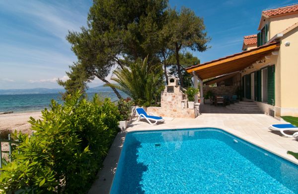 Villa Sea Mill Mirca
