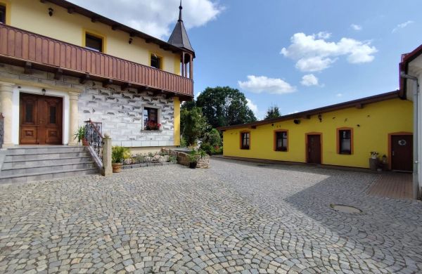 Hotel u Jindry Železnice