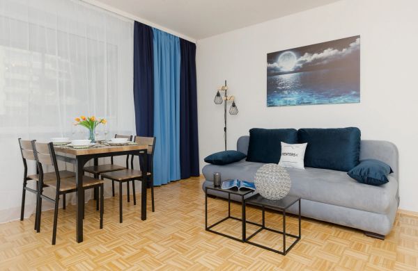 Bogatyńska 8/3