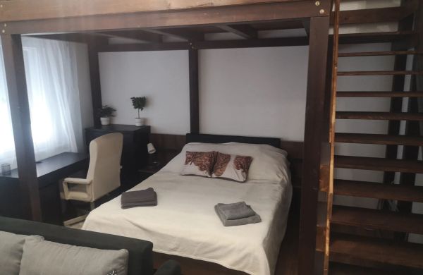Central Pont Apartman