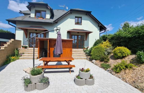 Apartmány Nad Lípou Hrubá Skála