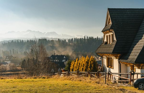 Chatka na Skalnym Brzyzku Czarna Góra