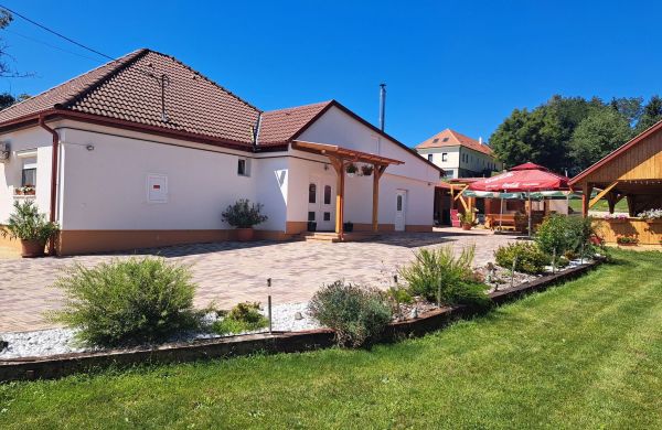 Vár-Völgye Vendégház Csesznek