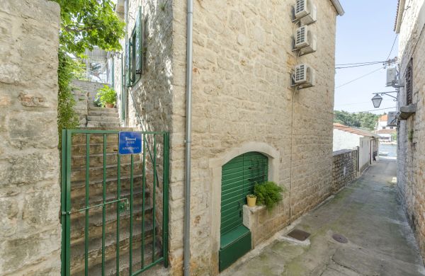 Apartments Draga Vrboska