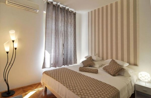 Apartment Karmen Split