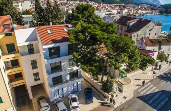 Apartments Maka Makarska