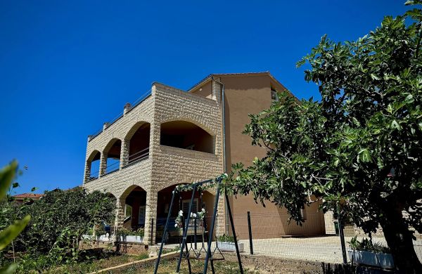 Apartments Josi Grebastica