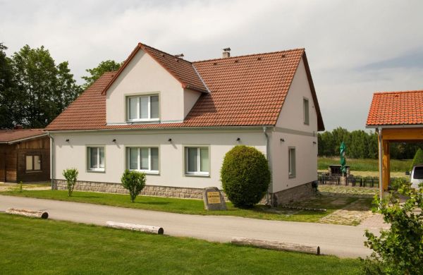U Rybníka Smrčná