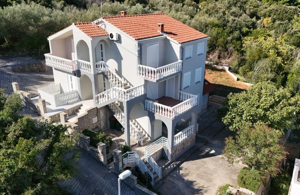 Apartment Nada Kali