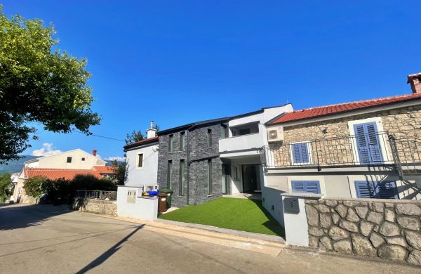 Luxury Apartments Bonum in Šilo