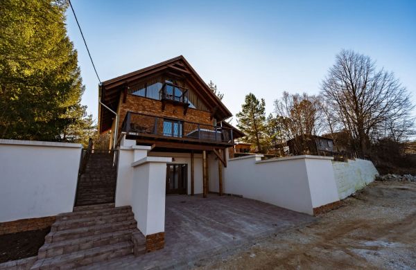 Loft Vendégház Varbó