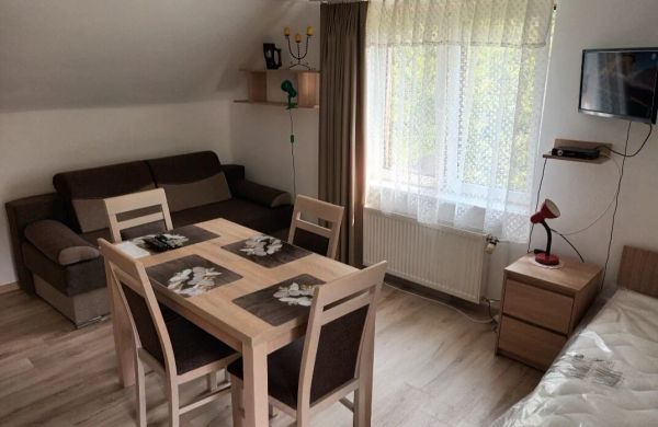 Noclegi z ogrodem Krościenko
