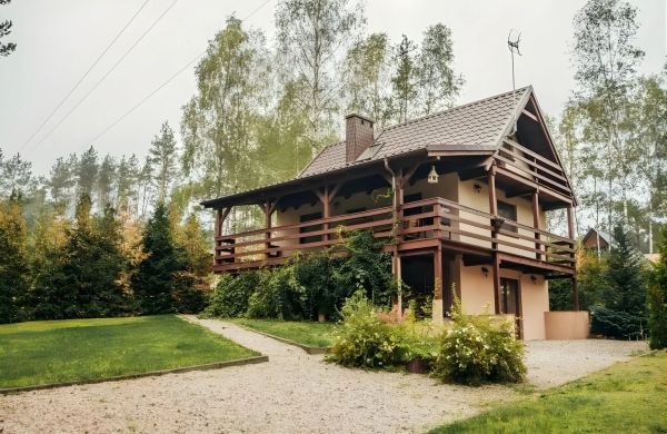 Domek Aleksander z basenem, banią ruską i sauną