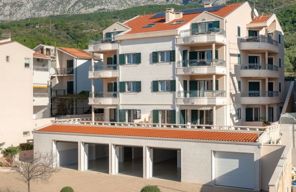 Apartments Vila Tucepi