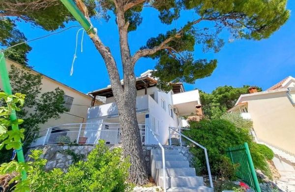 Apartments By The Sea Medići, Omiš - 23741 Medići