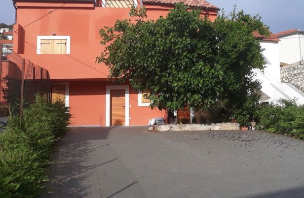 Apartments With Parking Space Šibenik - 23756