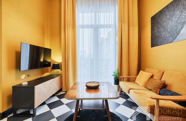 Kolorova Apart - Yellow Łódź