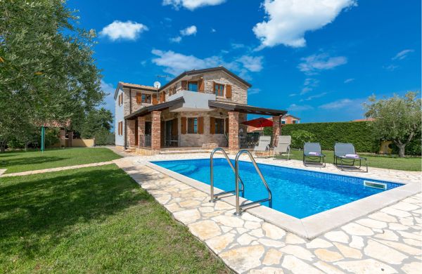 Villa Shirin Radosi