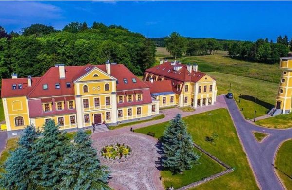 Pałac w Rymaniu