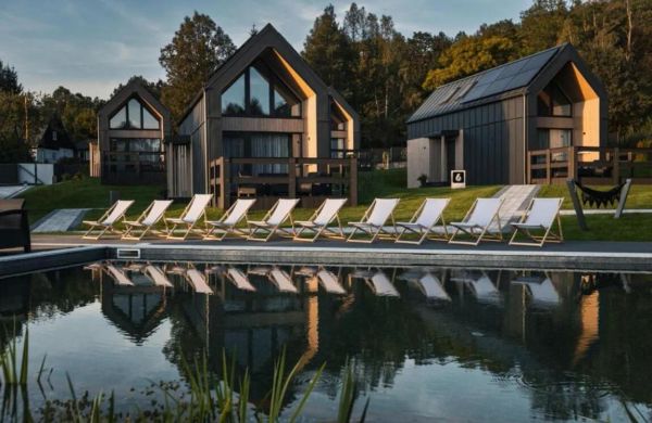 Domki Bobrowe Wzgórza Resort Bobrów